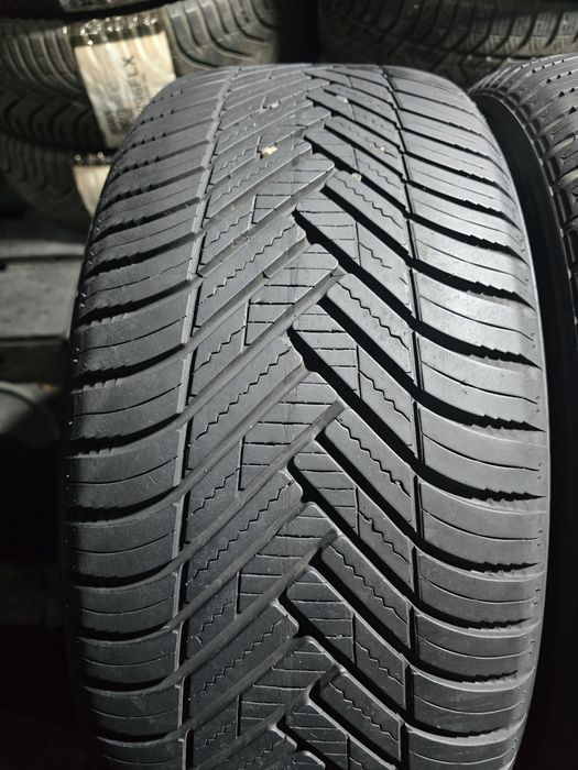 Anvelope 235/50 R17 HANKOOK All-Season