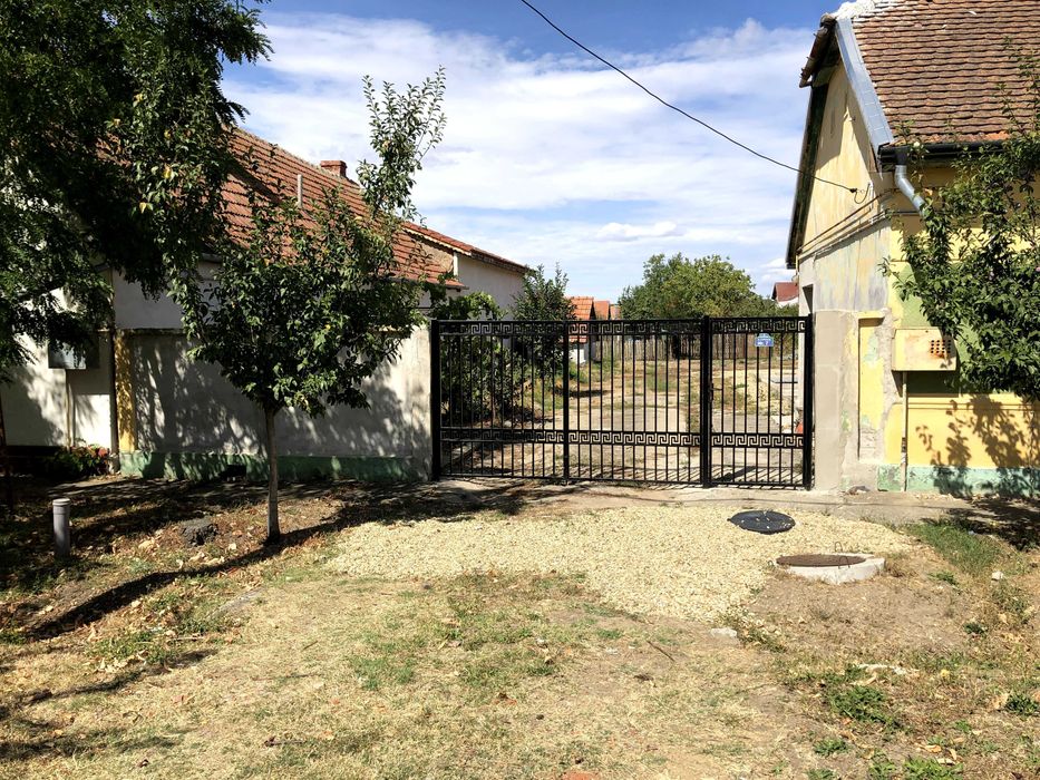 Vand casa si gradina mare in Recas, jud. Timis.