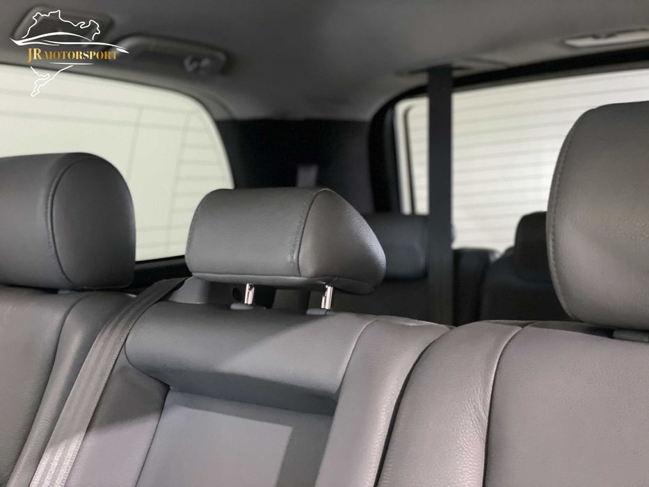 Toyota Sequoia 4.6 V8