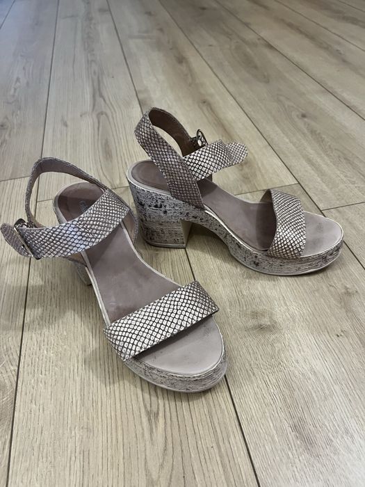 Сандали GABINA- естествена кожа подметка корк