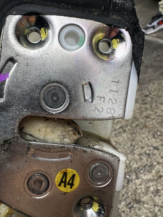 Предна лява брава за Honda Jazz 2008г-2015г