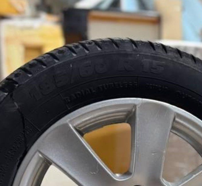 Продам титановый диск шины в комплекте