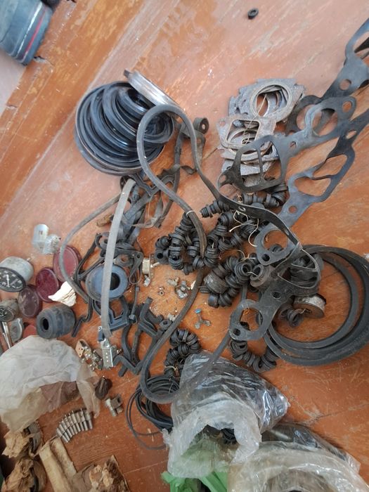 Запчасти газ 53 . Зил