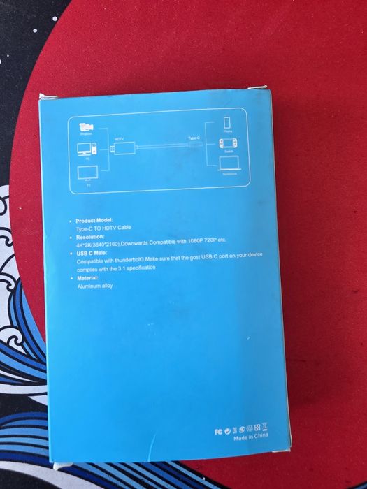 Vând cablu USB-C la HDMI.