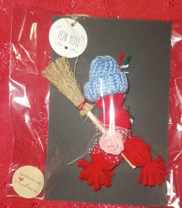 Ръчно изработени мартенички