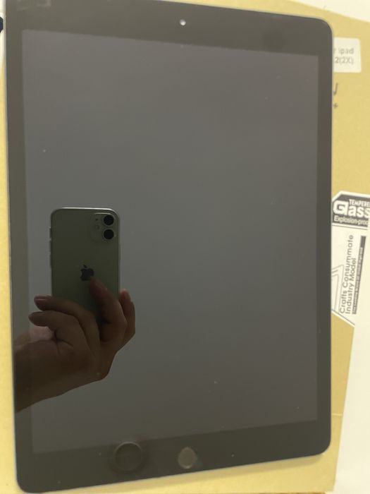 Vand ipad gen 8 wifi 32gb