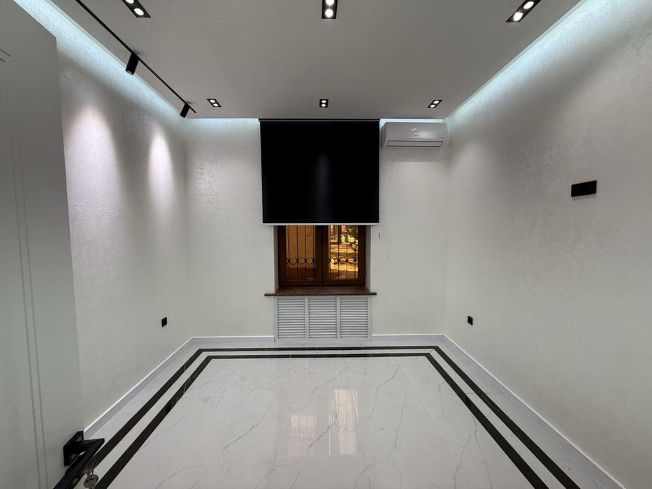 Старт стадион - Сдается в аренду помещение/Евро офис вдоль дороги 45м2