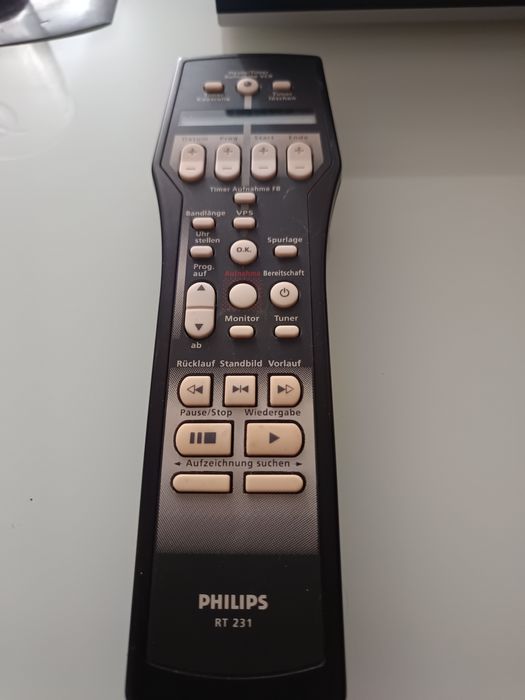 Philips rt 231 telecomanda vhs video