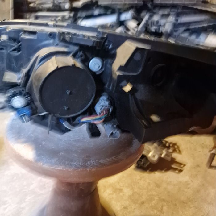 Mitsubishi Eclipse Cross 2019 full led след 2018 десен фар