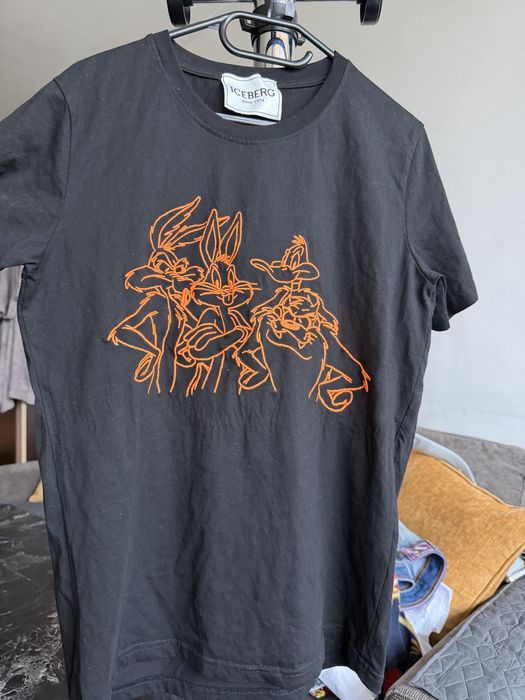 Маркови тениски.