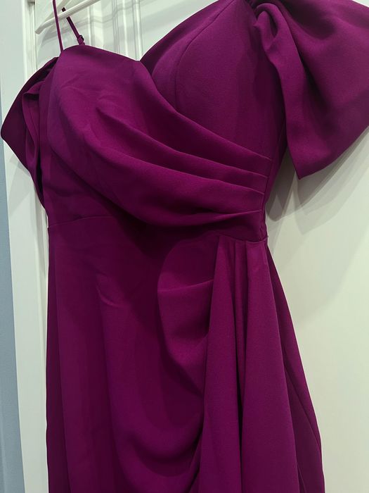 Продам платья на выход