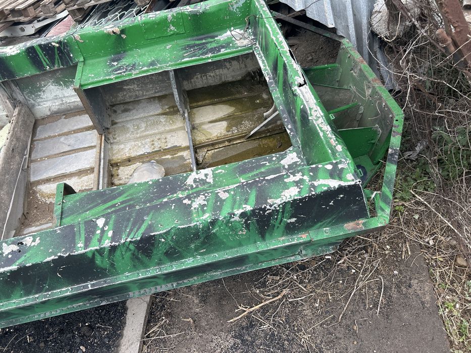 Продается лодка с мотором