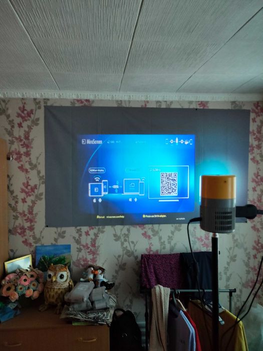 продаётся мини led проэктор