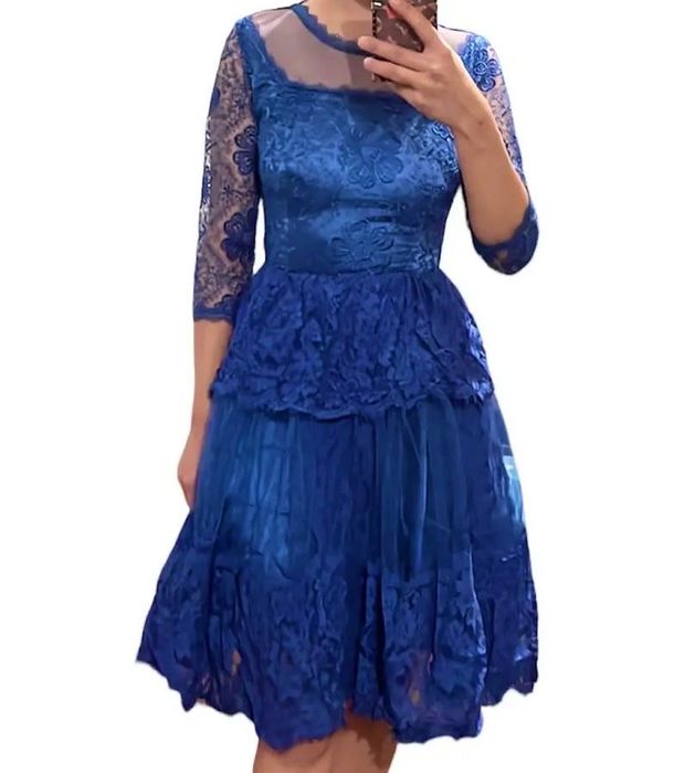 Продам вечерние платья M размер