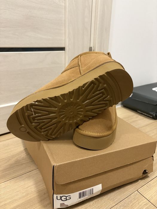 Ugg Maro model scurt