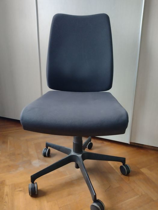 Офис стол с регулируема височина