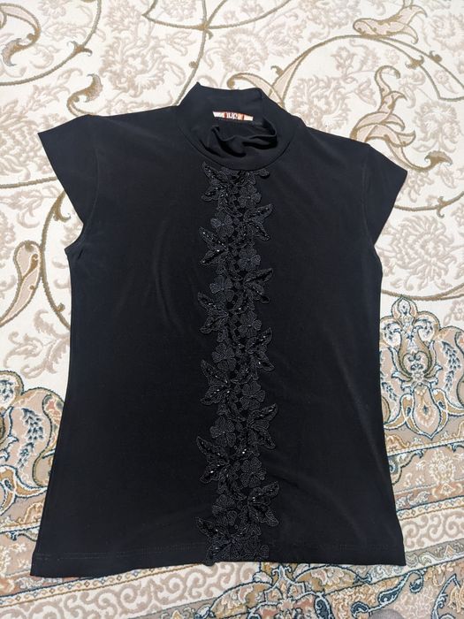 Вещи женские молодежные