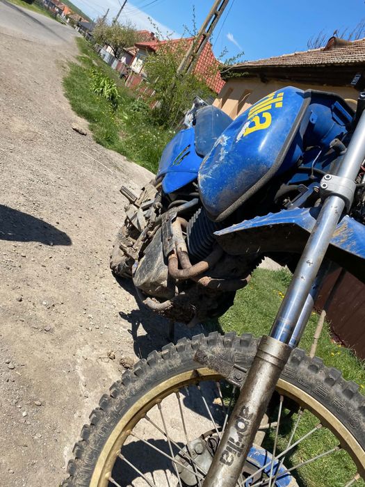 Vând cross aprilia 450cc
