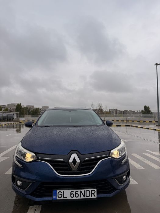 RENAULT Megane 2020 — imagine 2