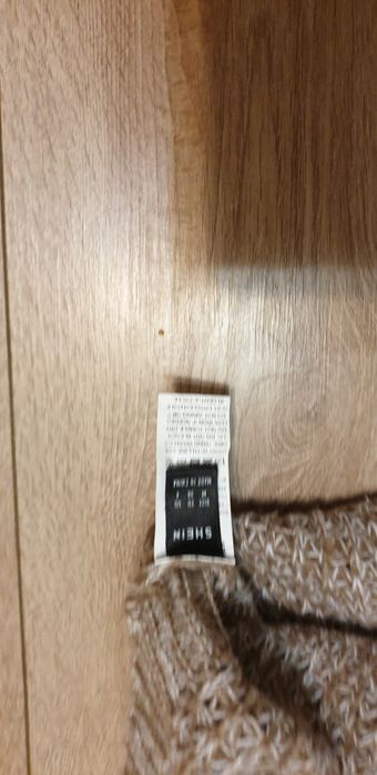Pulovar dama marca Shein
