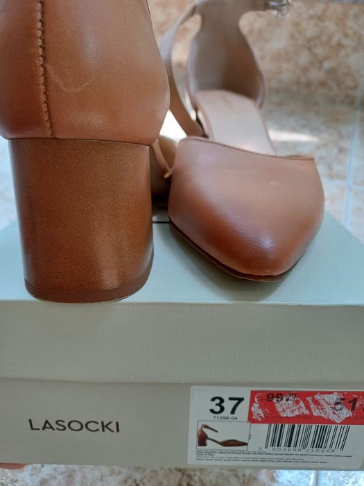 Дамски обувки Lasocki - естствена кожа