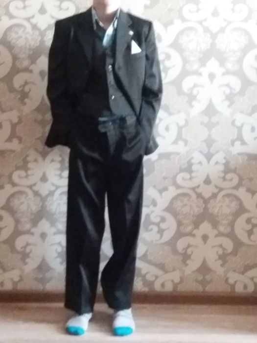 костюм-тройка для мальчика