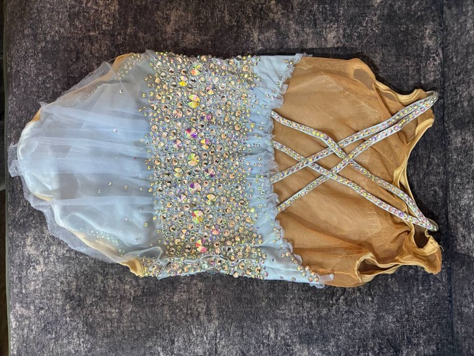 Продаю купальники