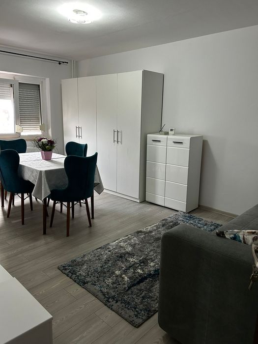 Cazare, chirie apartament 2 camere