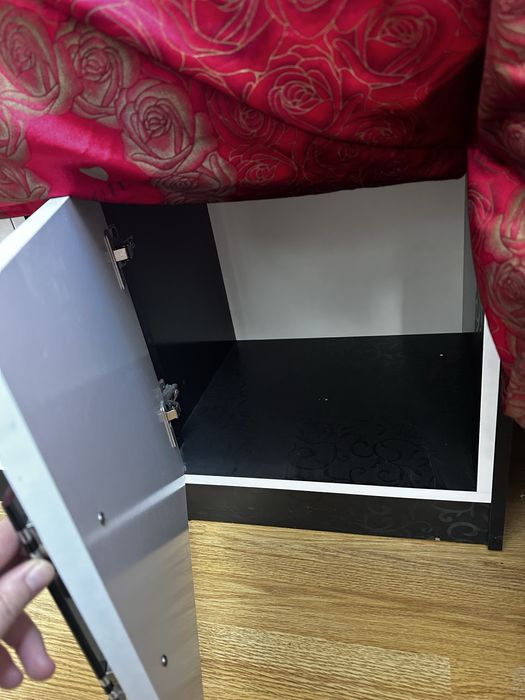 срочно продается спальный гарнитур