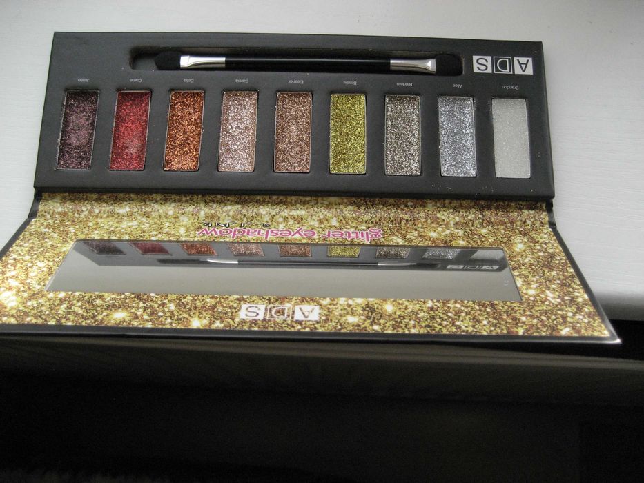 Козметика - Сенки , моливи  и спирали, палитра