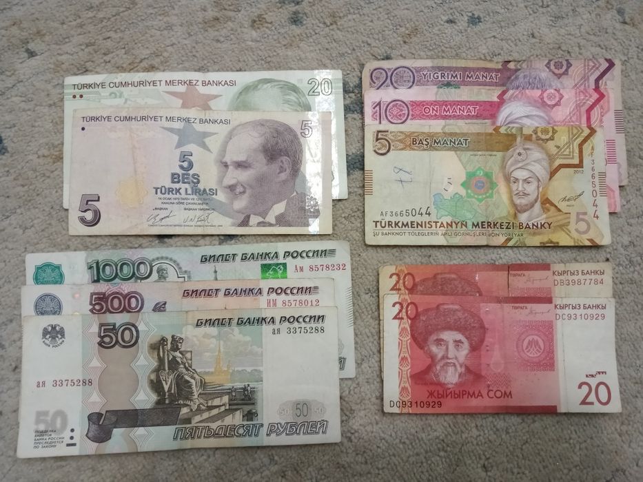 Купюра и монета и доллар