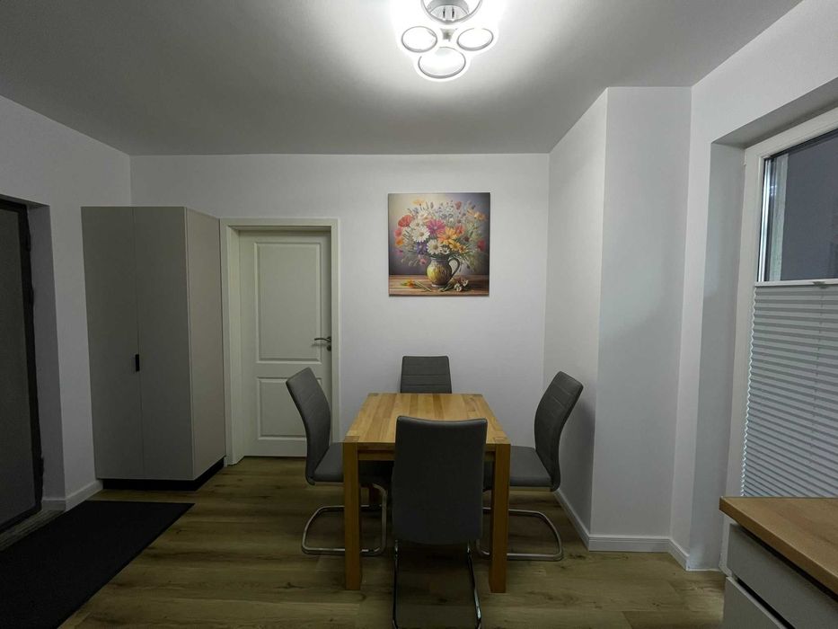 Inchiriez apartament Floresti
