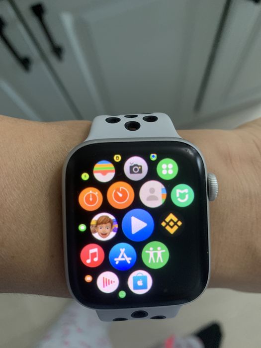 Apple Watch 6/44