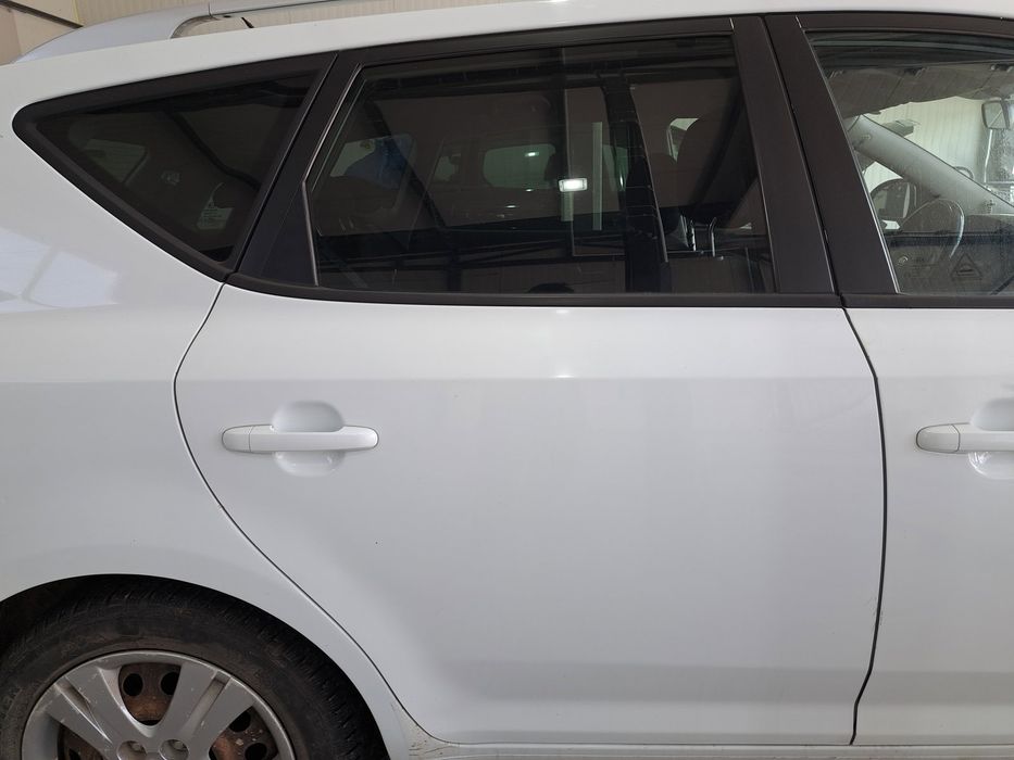 Usa dreapta spate KIA Ceed (SW) [Fabr 2007-2012] ALB