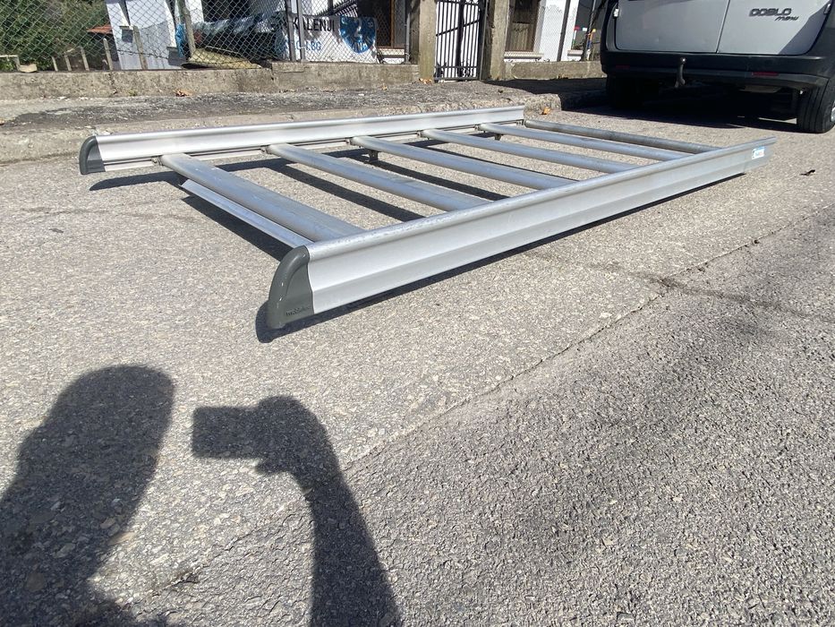 Багажник за коля