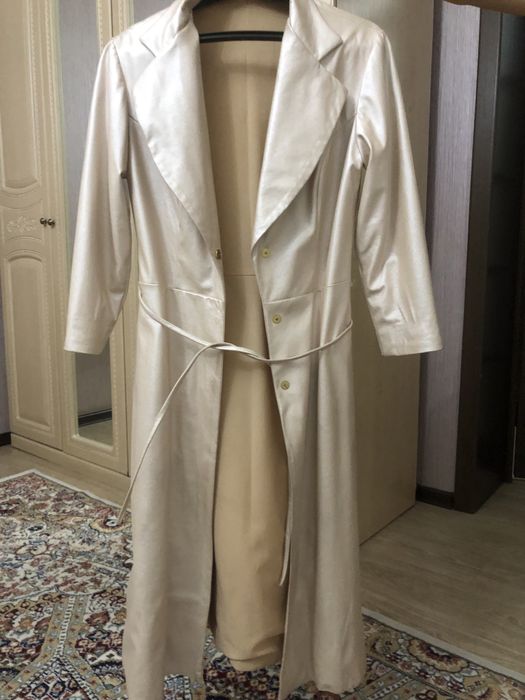 Продам тренч