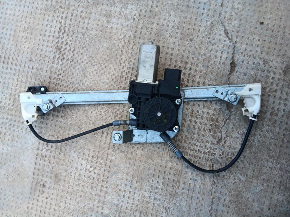 Macara drapta spate  bmw seria 3