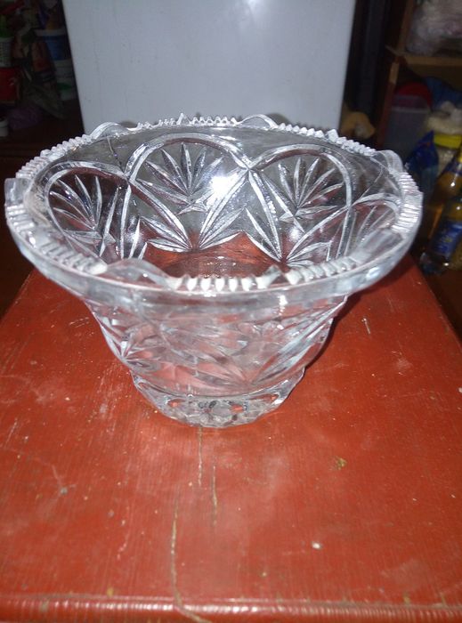 Продам три вазочки 400 тенге