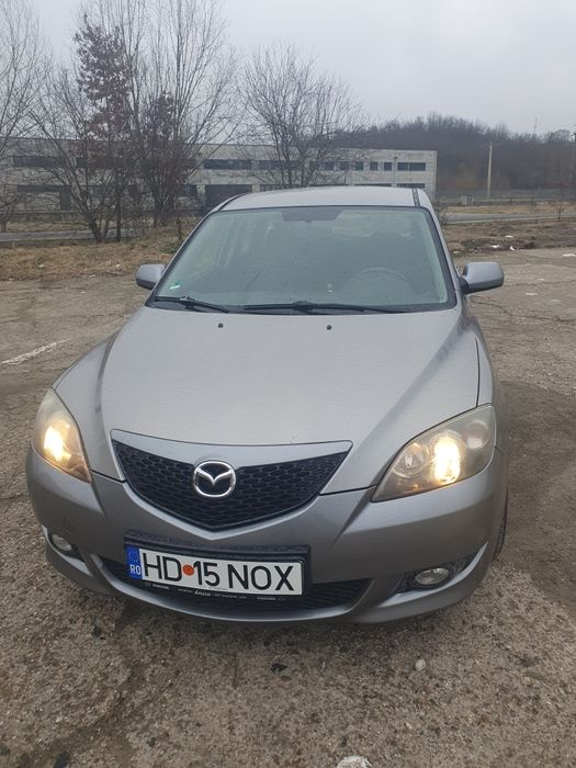 Vând Mazda 3 2005