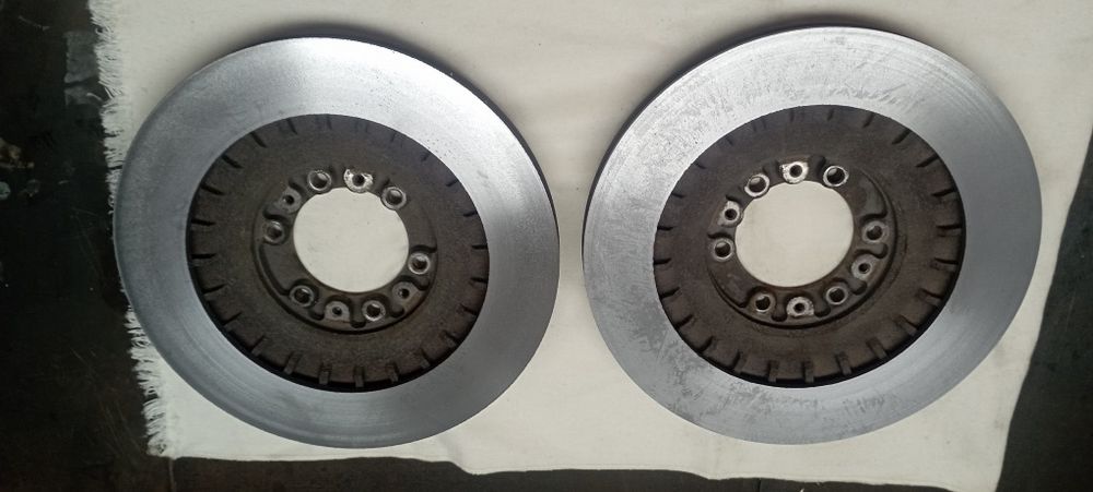 Продаются диски тормозные передние расточенные