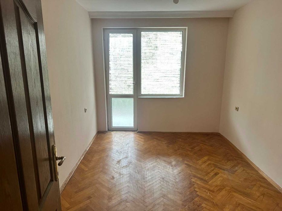 Продава се апартамент