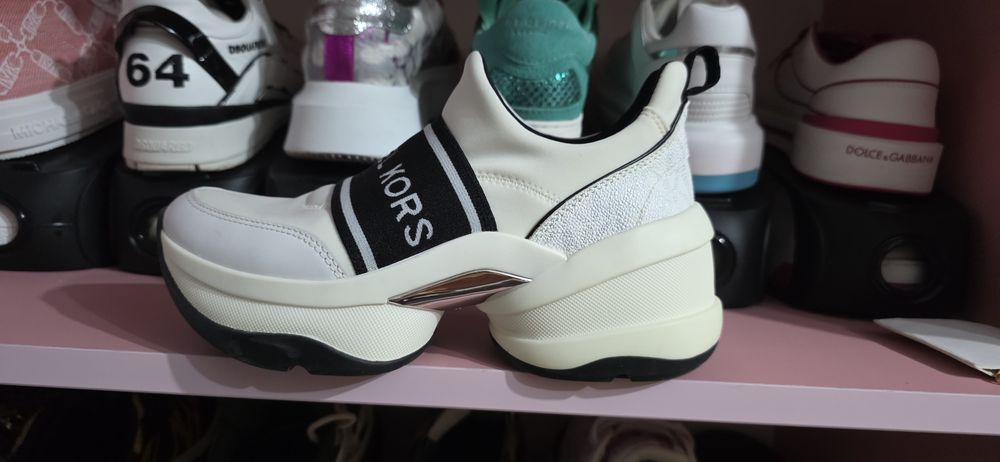 Adidasi michael kors femei