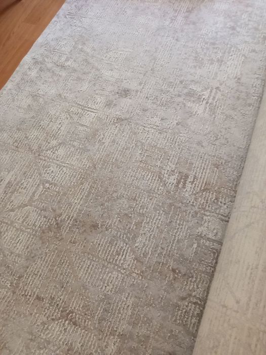 Продам ковер 250*350 б/у, после мойки