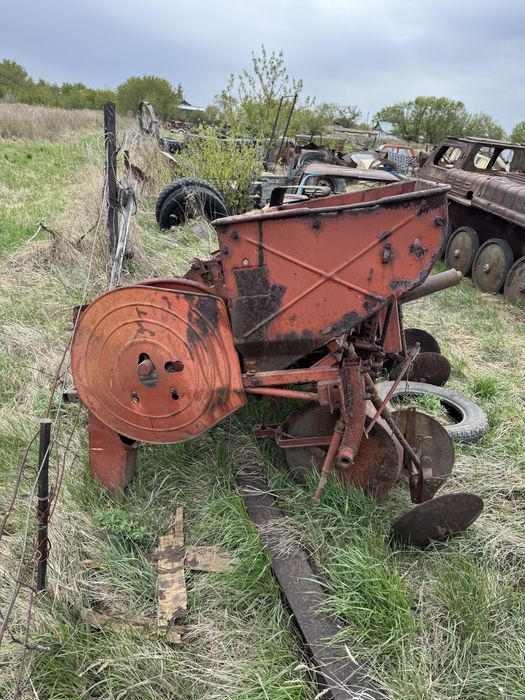 Картофелесажалка КС-4