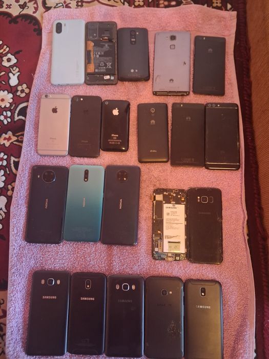 Lot telefoane pt placi
