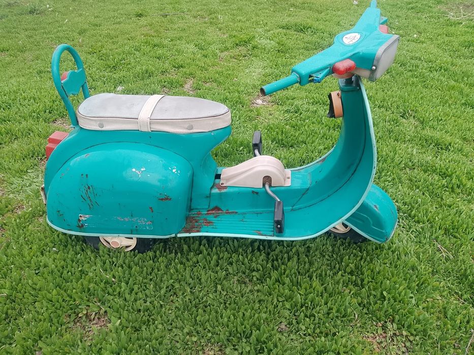 Велик Педальный мотороллер