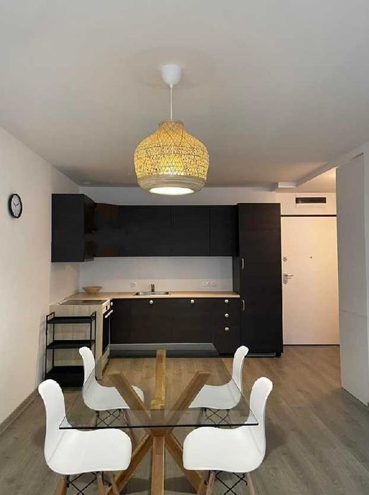 Дава се под наем Двустаен апартамент в София, Дружба 2 - 81 кв.м за 663 € - Снимка #2