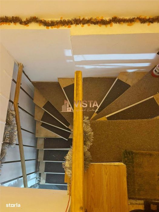Casa de renovat,  7 camere, 3 bai, 300mp teren, zona Centrala, Matei B