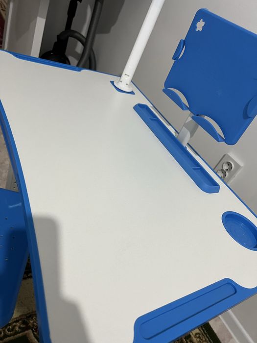 Продается Парта и стул