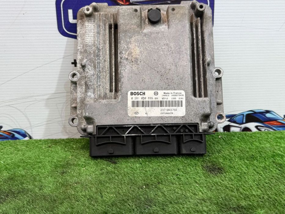 CALCULATOR MOTOR ECU RENAULT CAPTUR 1.5 DIESEL 2014 COD OEM 237104376R 2013-2017
